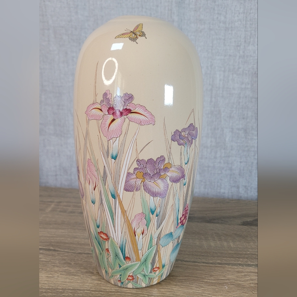 Vintage Shibata Toki Floral Iris & Butterflies Cream Vase 70s/80s Tajimi Pottery